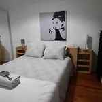 Apartment Charming Sunny Terrace / One Bedroom Lisbon